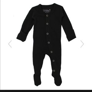 L’ovedbaby black button onesie